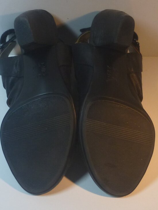 Womens Naturalizer Talan Heeled Sandals - Picture 4 of 8